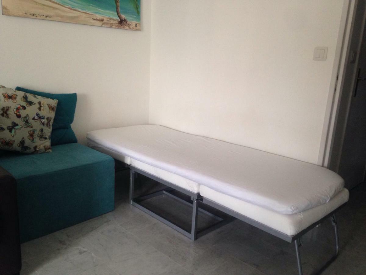 Les Caroubiers Apartment โรกบรูน-กัป-มาร์แต็ง ภายนอก รูปภาพ